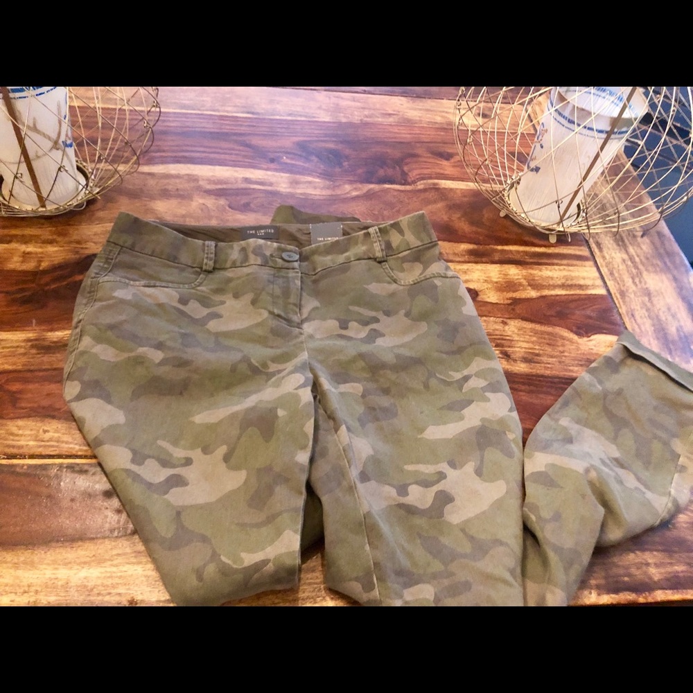 Limited skinny camo pants
